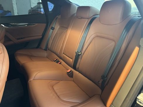 Certified 2022 Maserati Quattroporte Modena image 20