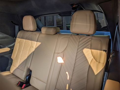 New 2026 Cadillac Escalade IQ Luxury 2 image 43