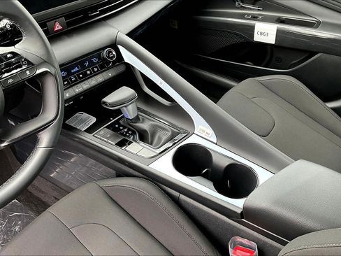 New 2026 Hyundai Elantra SEL Sport Premium FWD image 12