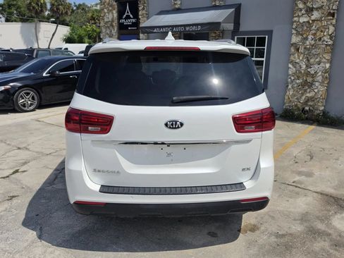 Used 2019 Kia Sedona EX FWD image 7