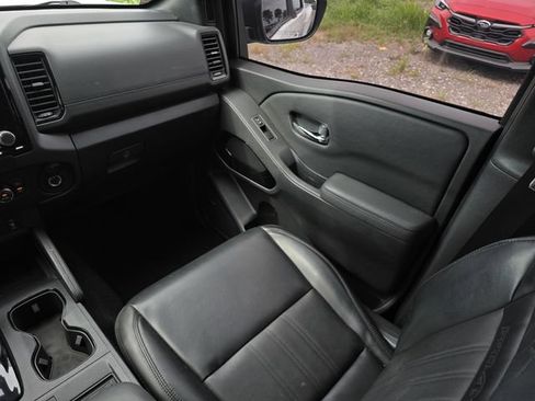 Used 2022 Nissan Frontier PRO-4X AWD/4WD image 21