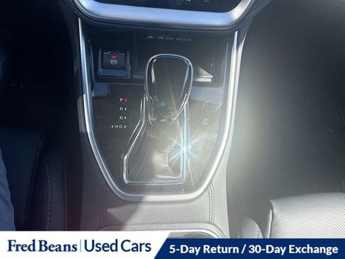 Used 2025 Subaru Outback Limited image 16