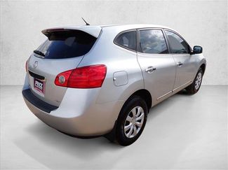 Used 2011 Nissan Rogue S AWD/4WD video 4