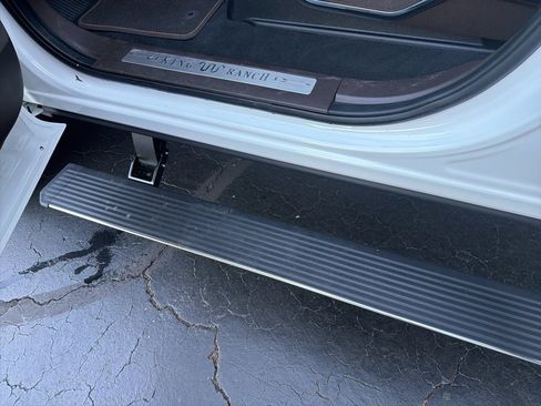 Used 2025 Ford F250 King Ranch w/ Chrome Package image 19