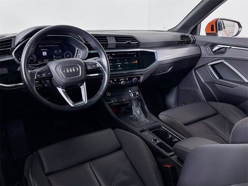 Used 2022 Audi Q3 2.0T Premium Plus w/ Premium Plus Package image 31