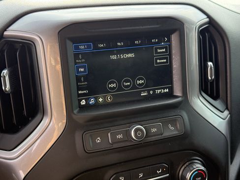 Used 2019 Chevrolet Silverado 1500 Custom Trail Boss w/ Custom Convenience Package image 19