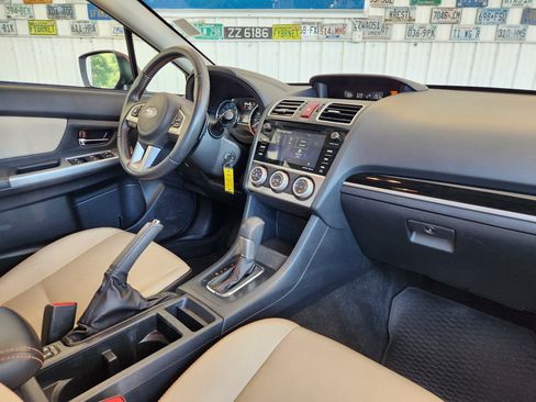 Used 2017 Subaru Crosstrek 2.0i Limited w/ Popular Package #1 AWD/4WD image 2