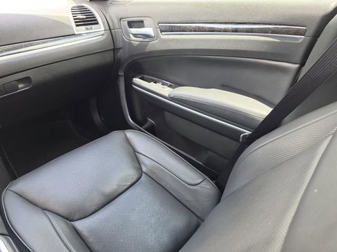 Used 2021 Chrysler 300 Touring L RWD image 25