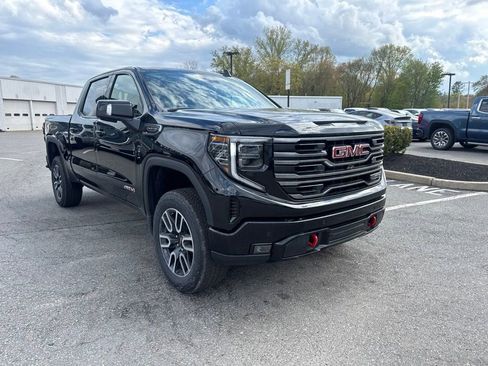 New 2026 GMC Sierra 1500 AT4 w/ AT4 Premium Package AWD/4WD image 8