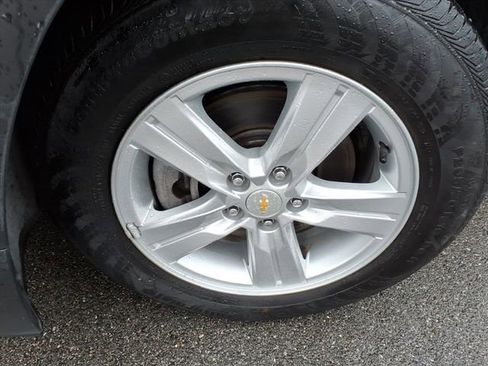 Used 2022 Chevrolet Trax LT w/ LT Convenience Package image 15