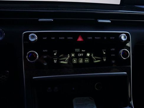 New 2026 Genesis GV80 3.5T e-SC image 9