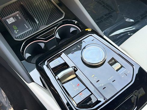 New 2026 BMW i5 eDrive40 image 28