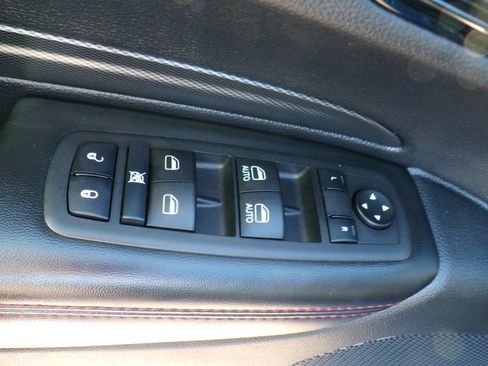 Used 2025 Dodge Durango GT AWD/4WD image 12