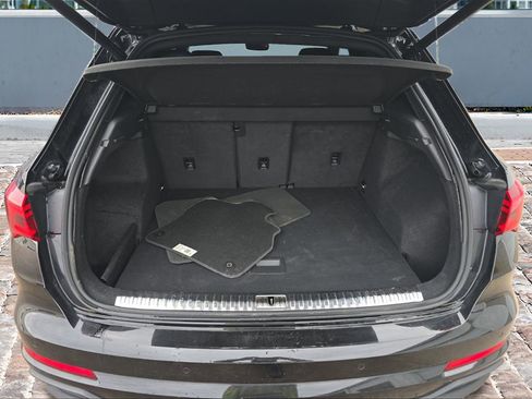 Used 2023 Audi Q3 2.0T Premium AWD/4WD image 5