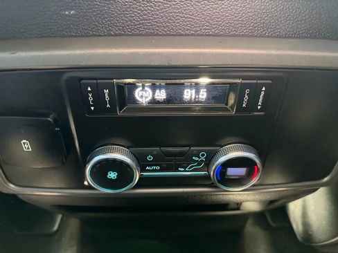 Used 2019 Ford Expedition Max XLT w/ Equipment Group 201A image 21