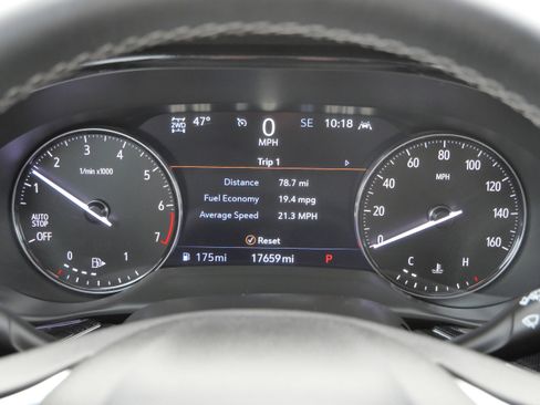 Used 2023 Buick Envision Essence image 22