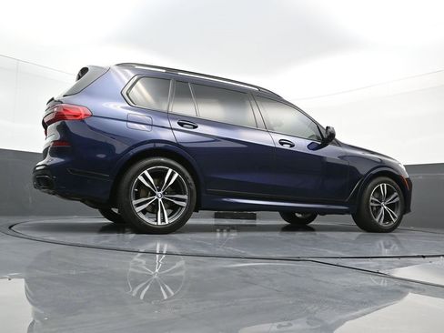 Used 2022 BMW X7 xDrive40i w/ M Sport Package image 30