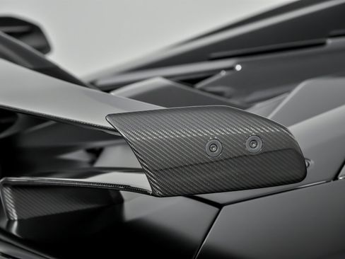 Used 2021 Lamborghini Aventador SVJ image 17