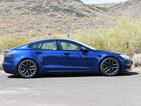 Used 2022 Tesla Model S Plaid AWD/4WD image 10
