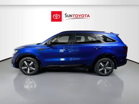 Used 2022 Kia Sorento EX w/ Panoramic Sunroof Package FWD image 7