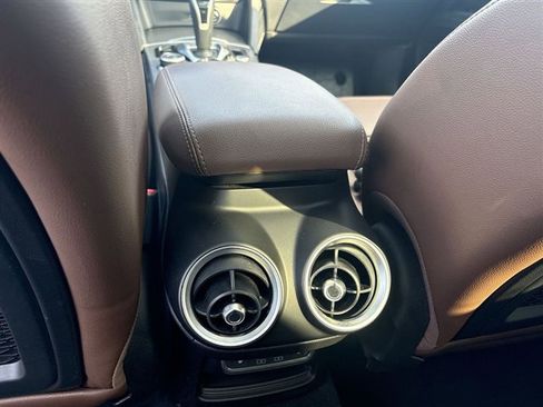 Used 2024 Alfa Romeo Stelvio Ti image 21