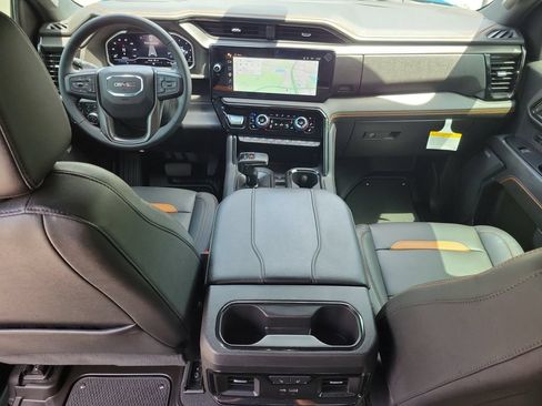 Used 2023 GMC Sierra 1500 AT4 w/ AT4 Premium Package AWD/4WD image 16