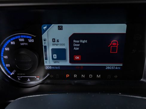 Used 2023 Ford Bronco Black Diamond w/ Sasquatch Package image 25