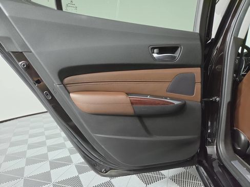 Used 2015 Acura TLX w/ Technology Package FWD image 19