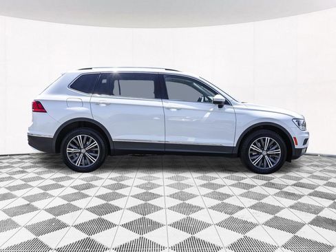 Used 2019 Volkswagen Tiguan SE FWD image 11