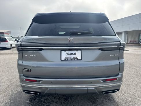 New 2026 Buick Enclave Avenir w/ Super Cruise Package FWD image 5
