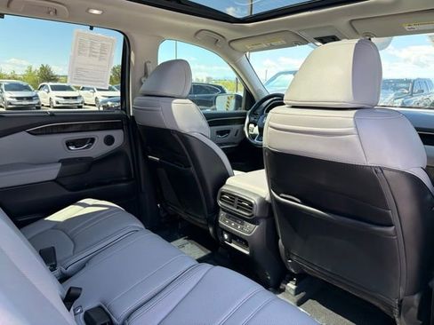 Certified 2025 Honda Pilot Elite image 22