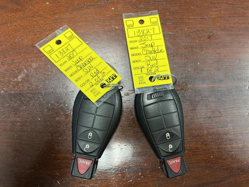 Used 2017 Jeep Cherokee Latitude FWD image 34