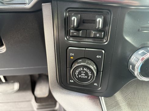 Used 2022 Ford F150 Platinum w/ Equipment Group 701A High image 13