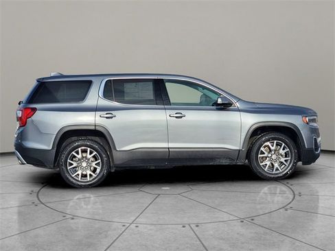 Used 2021 GMC Acadia SLE image 13