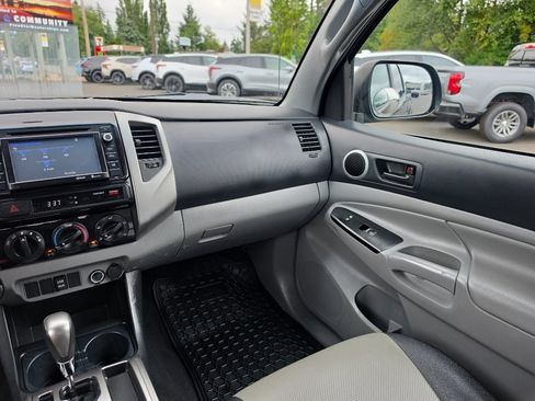 Used 2014 Toyota Tacoma 4x4 Double Cab image 20
