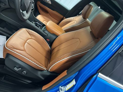 New 2026 Chrysler Pacifica Pinnacle FWD image 10