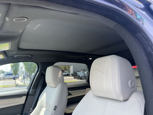 Used 2026 Jaguar F-PACE R-Dynamic S AWD/4WD image 18