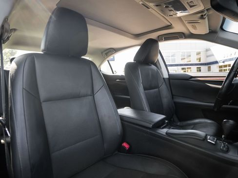Used 2015 Lexus ES 350 image 15