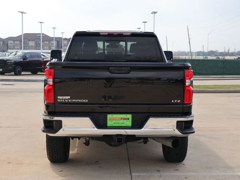 Used 2023 Chevrolet Silverado 2500 LTZ w/ LTZ Plus Package image 6