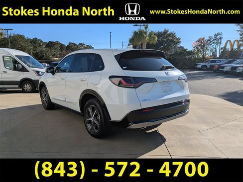 Certified 2024 Honda HR-V EX-L image 6