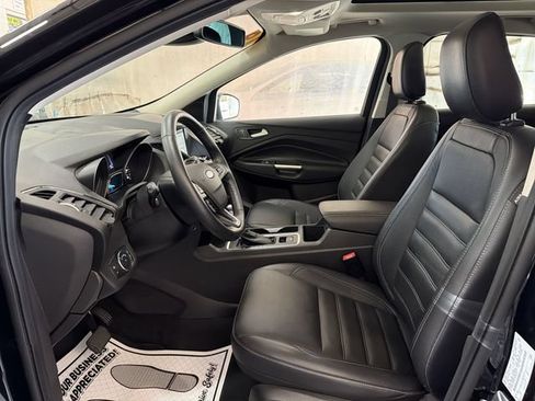 Used 2019 Ford Escape Titanium AWD/4WD image 11