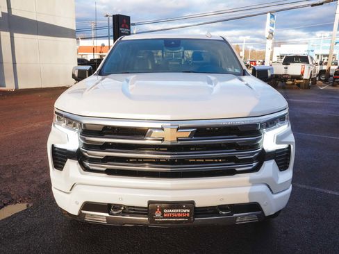 Used 2023 Chevrolet Silverado 1500 High Country w/ Z71 Off-Road Package image 2