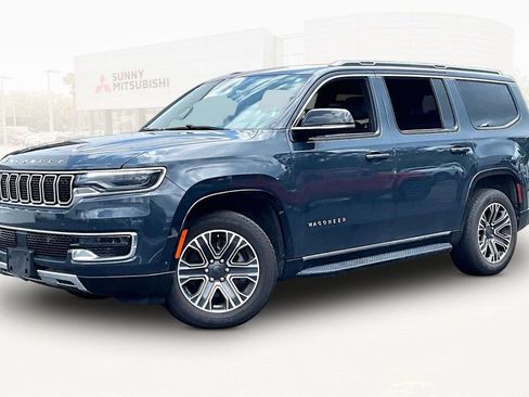 Used 2023 Jeep Wagoneer Series II AWD/4WD image 1