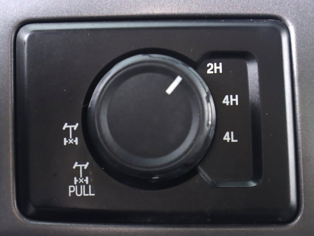 Used 2016 Ford F150 XLT AWD/4WD image 23