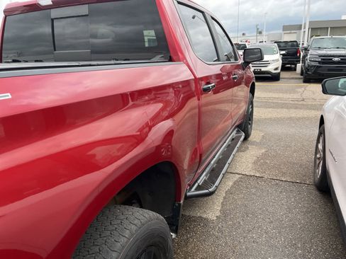 Used 2019 Chevrolet Silverado 1500 LT Trail Boss image 16