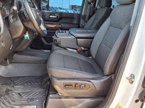 Used 2023 Chevrolet Silverado 2500 LT AWD/4WD image 10
