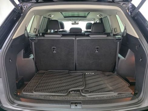 Certified 2023 Volkswagen Atlas SE w/ Panoramic Sunroof Package AWD/4WD image 38
