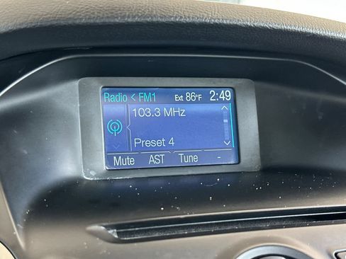 Used 2012 Ford Focus SEL FWD image 19