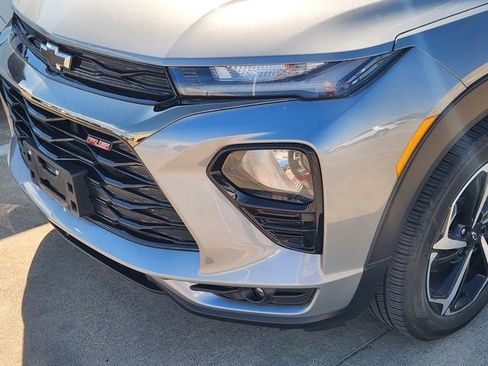 Used 2023 Chevrolet TrailBlazer RS FWD image 8