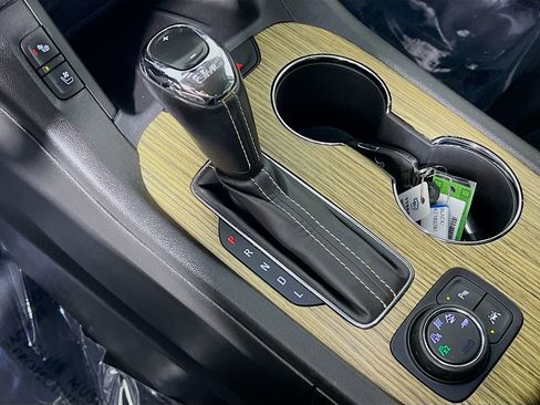 Used 2019 GMC Acadia Denali AWD/4WD image 15